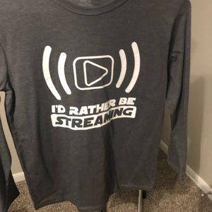 Boys grey shirt size 14-16 never worn